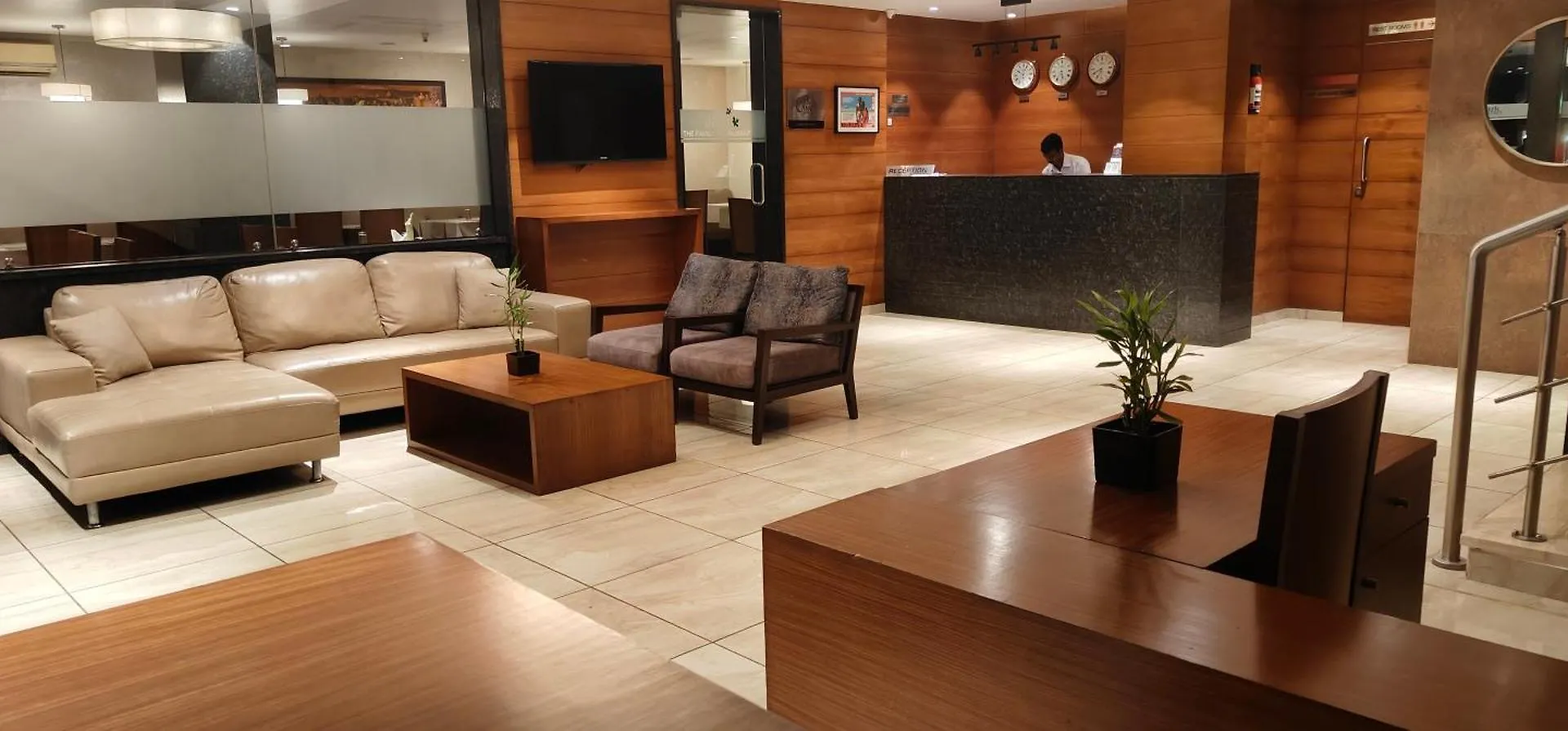 Hotel Jk Park Residency Perambra Mennanyam Indie